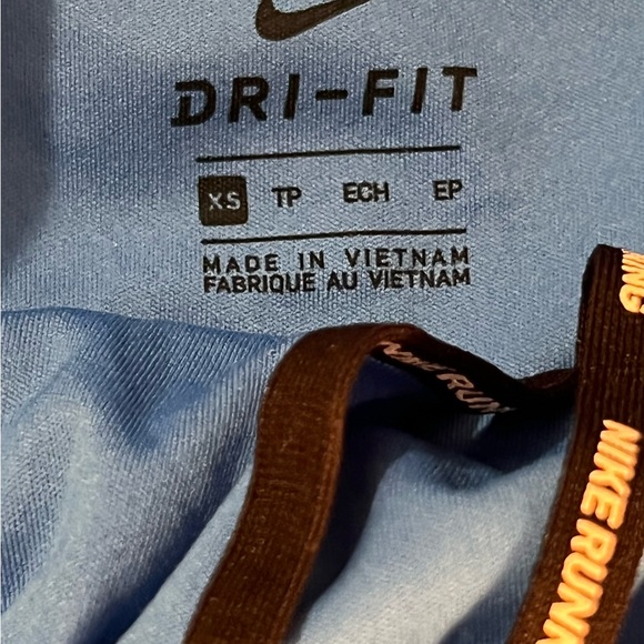 Women’s Nikes running shorts - Picture 5 of 5